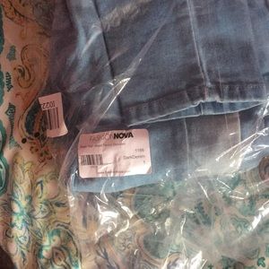 Shut It Down Skinny Jeans - Light Blue